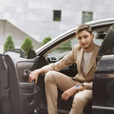 Антон Юраш, CEO at Momentum Squads